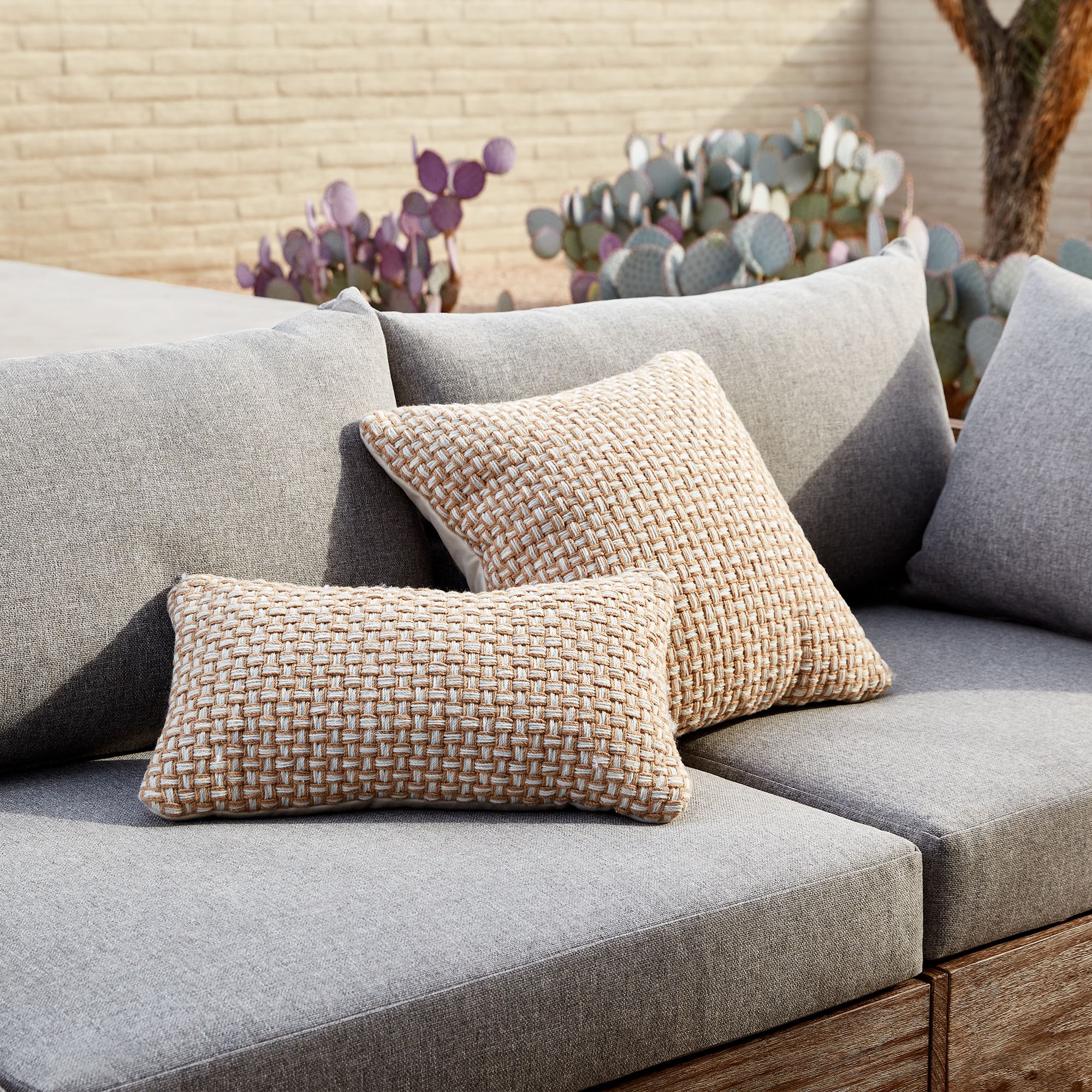 Woven Two Tone Indoor Outdoor Pillow 20x20 thumbnail 3
