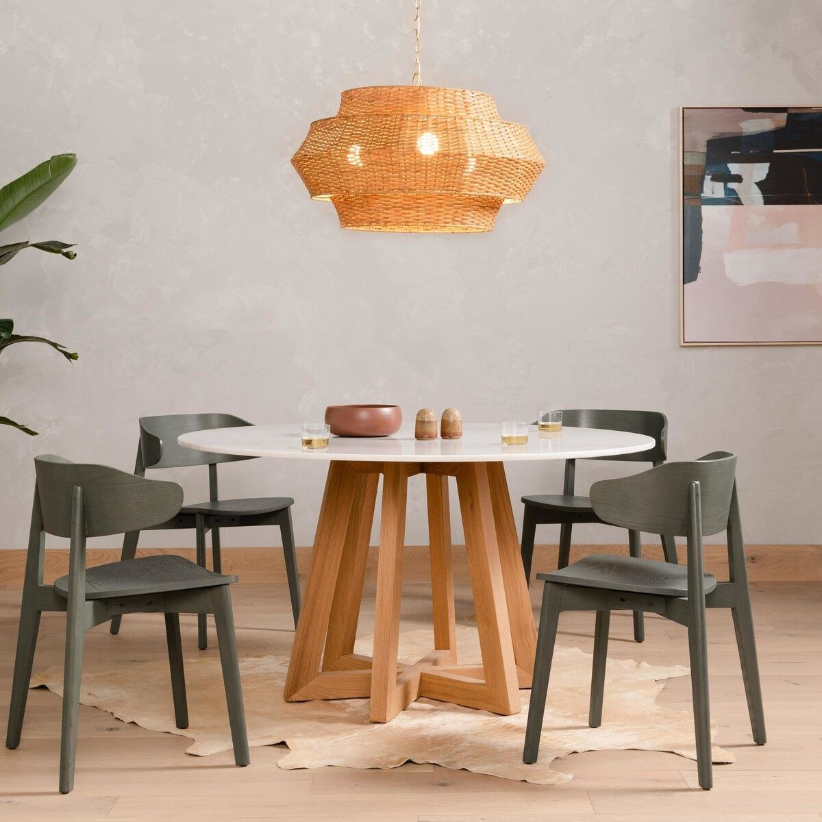 Creston Round Marble Dining Table thumbnail 4