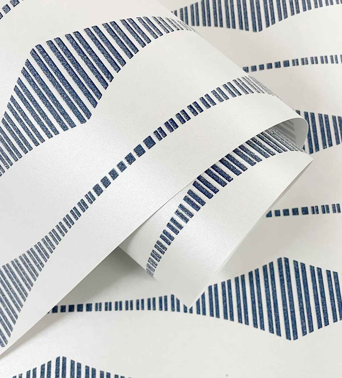 Aulea Geometric Roll Wallpaper thumbnail 4
