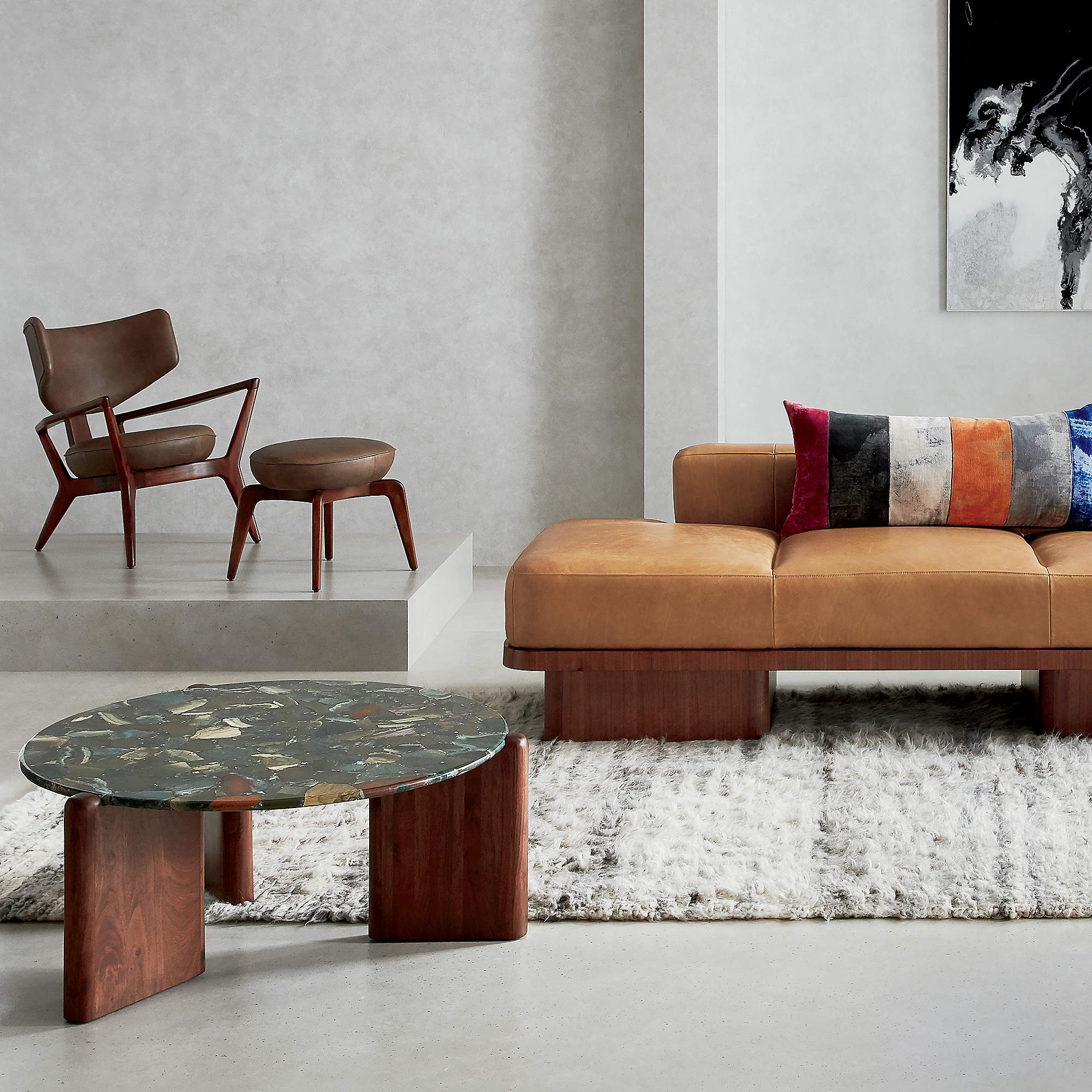 Serafin Leather Daybed thumbnail 4