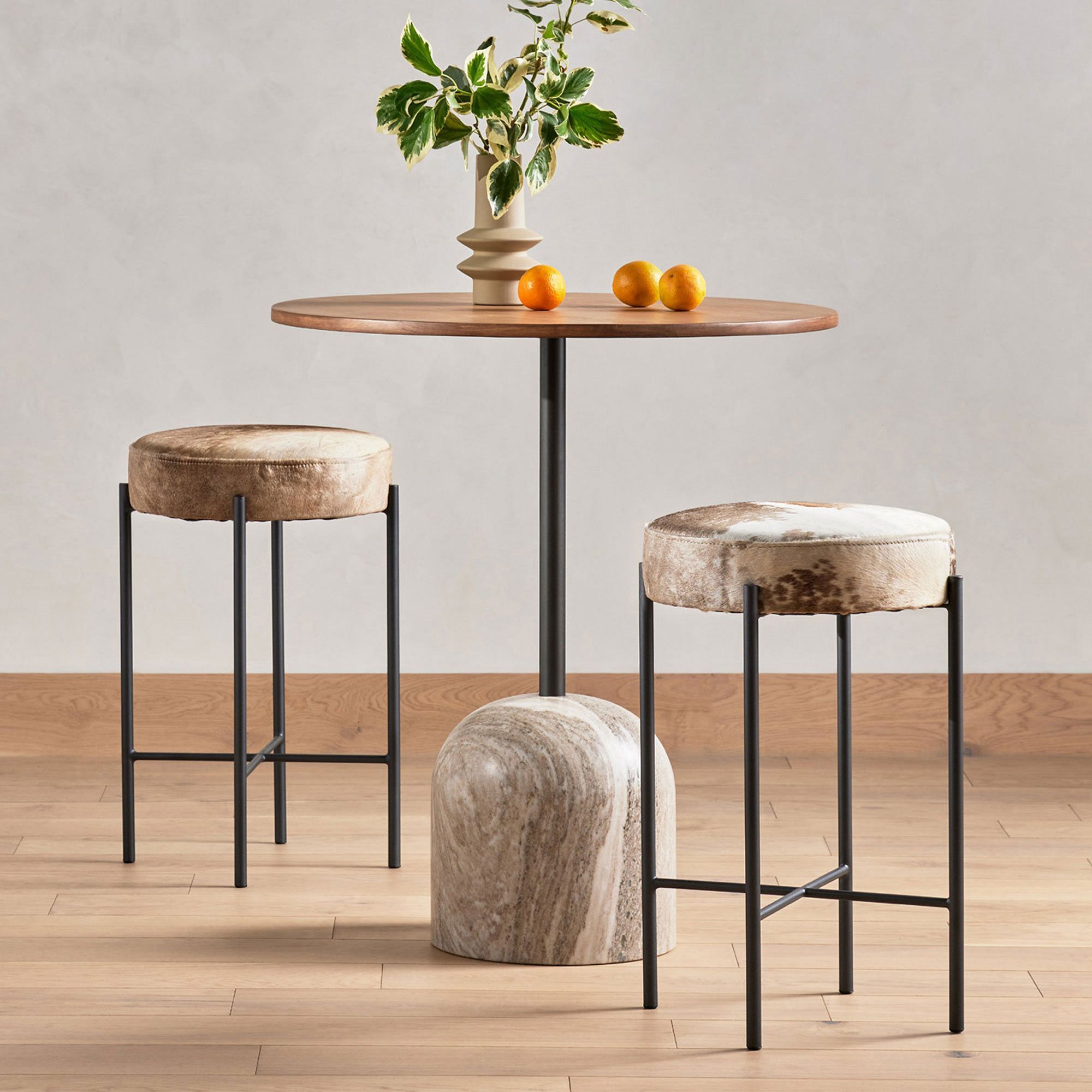 Modern Marble Round Bar Table thumbnail 2