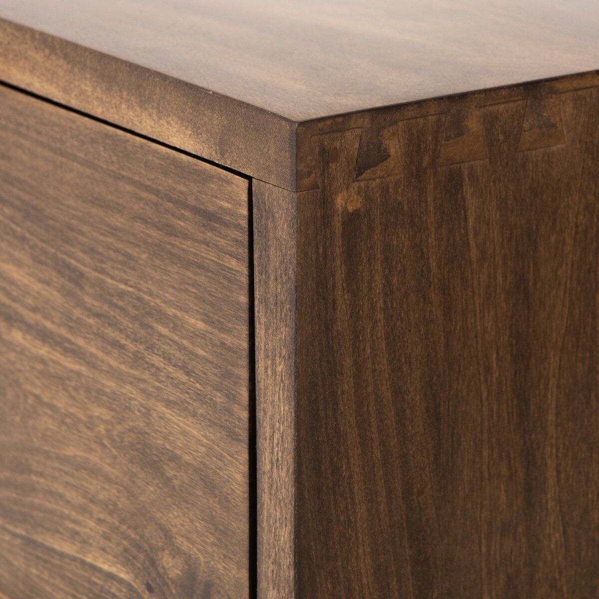 Trista Auburn 5 Dresser thumbnail 8