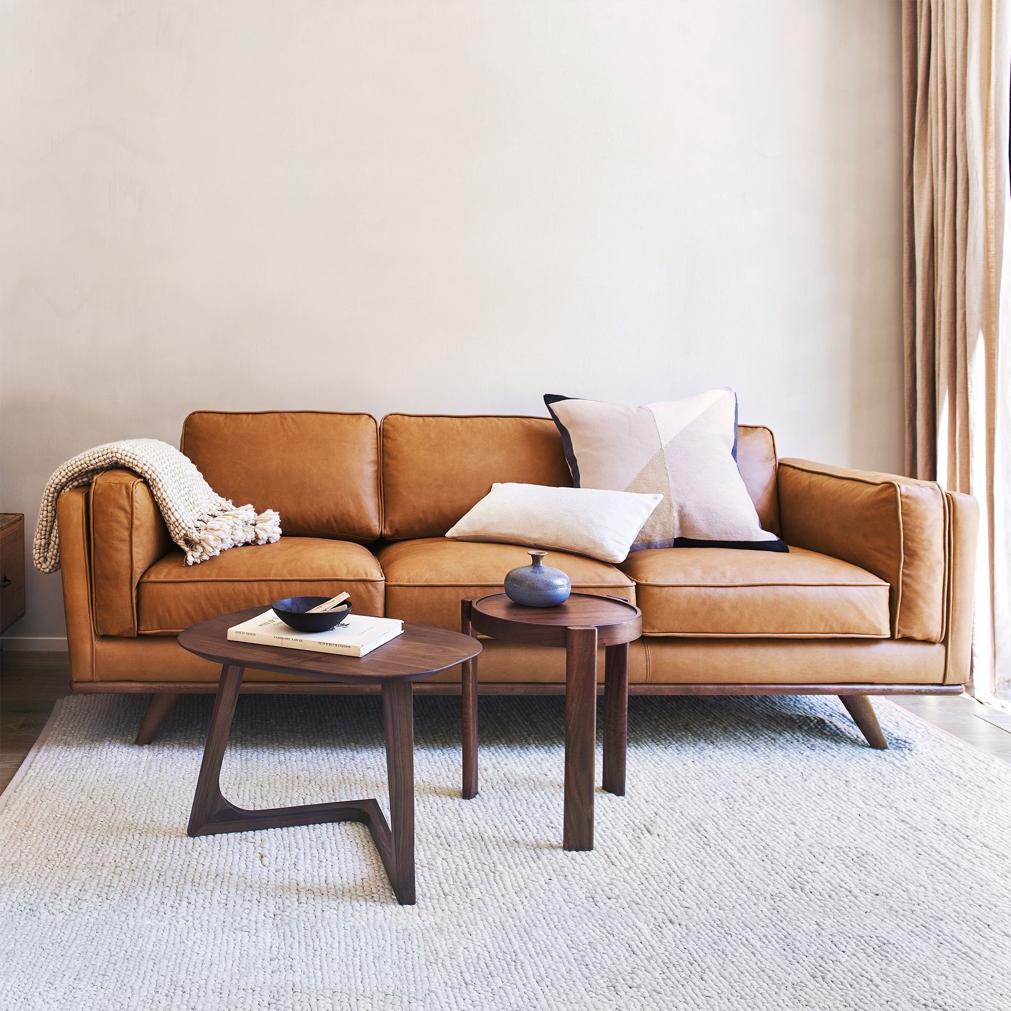Zander Leather Sofa thumbnail 6