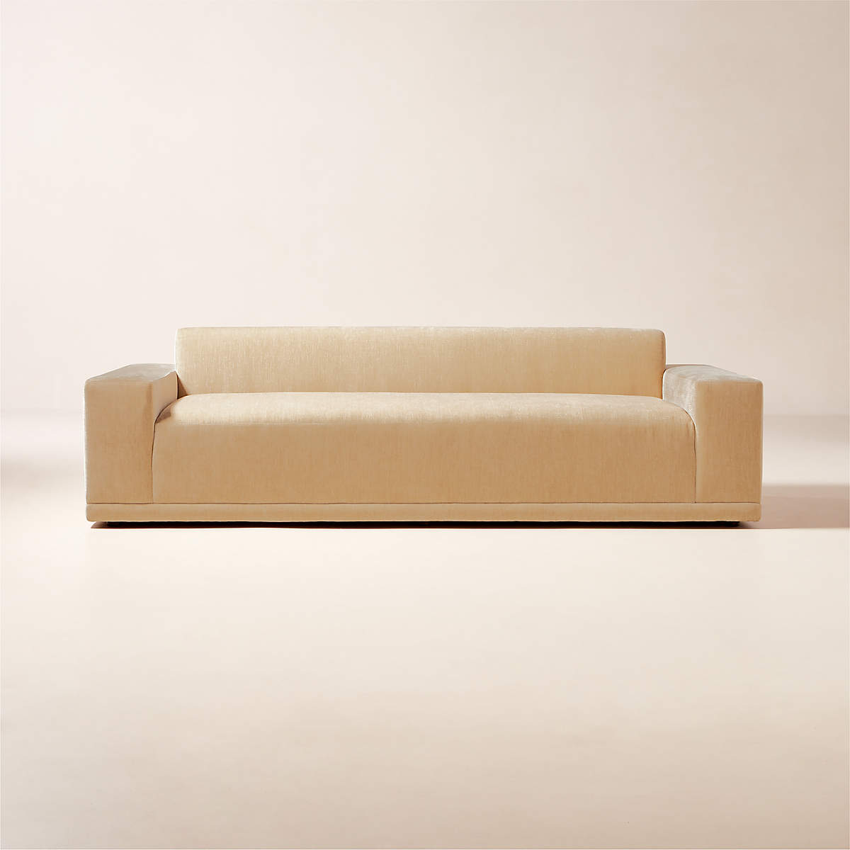Faible 100 Wheat Performance Velvet Sofa thumbnail 3
