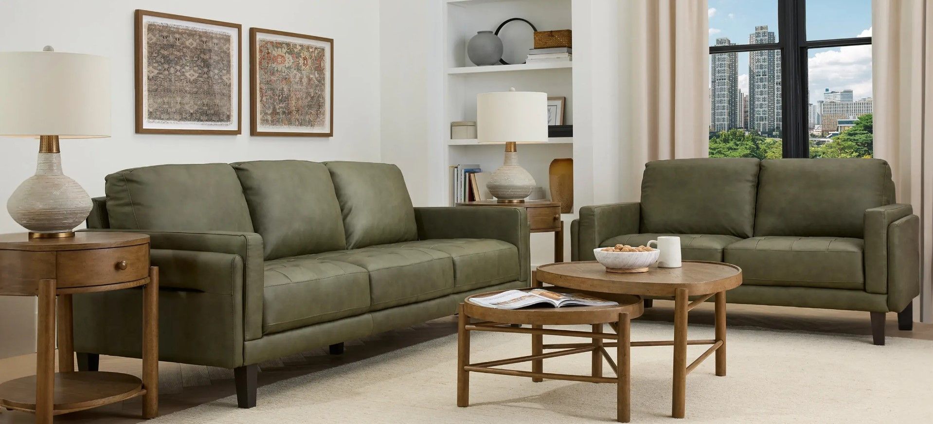 Hunter Living Room Loveseat thumbnail 3
