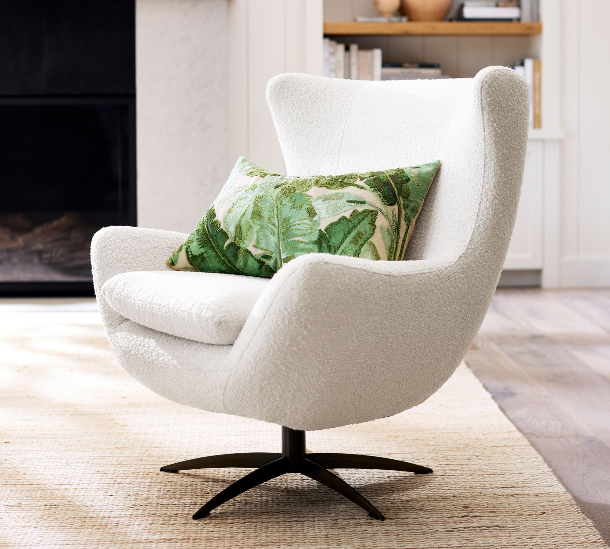 Wells Tightback Swivel Chair thumbnail 3