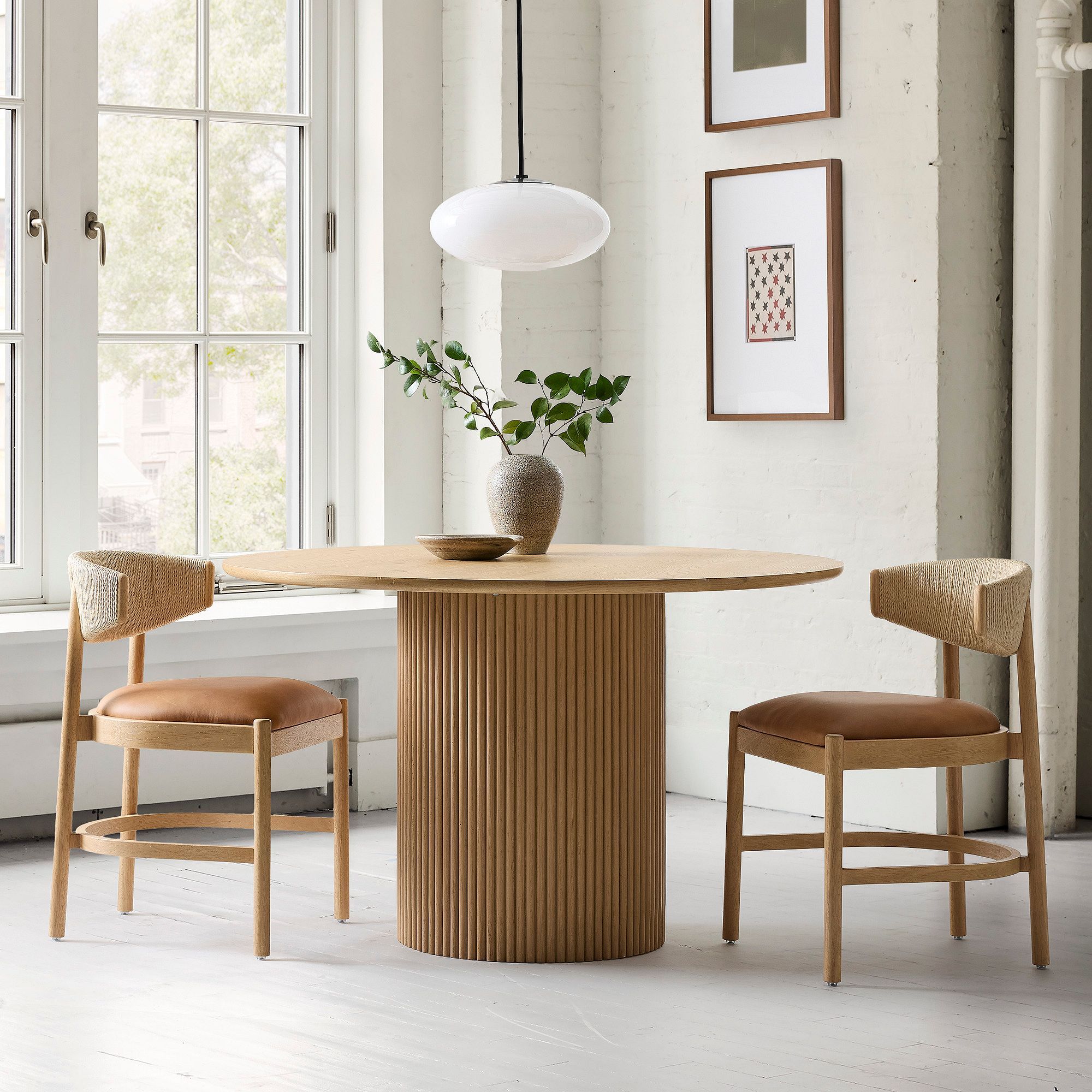 Ellington Round Dining Table thumbnail 2