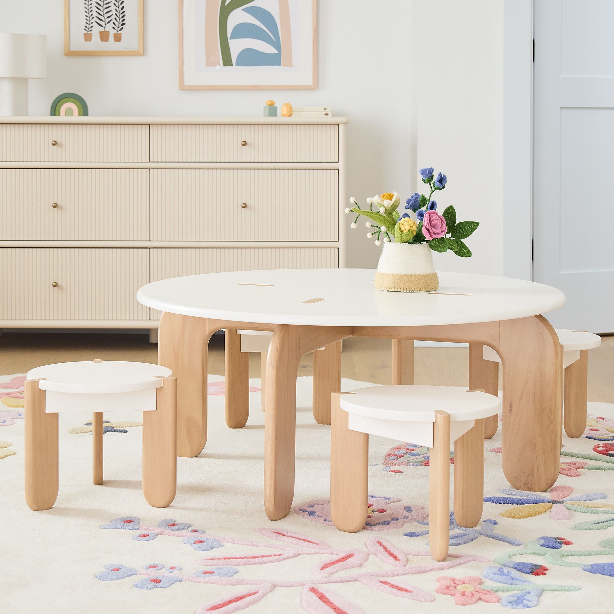 Miso Play Table thumbnail 2