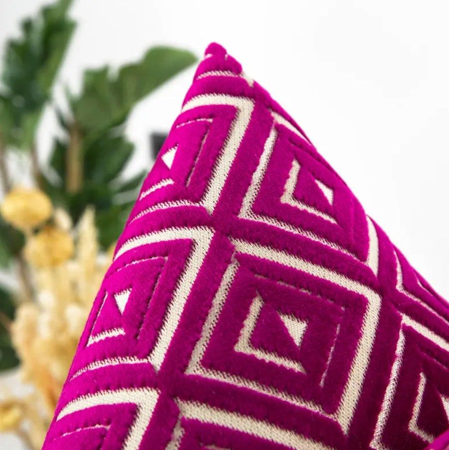 Fuchsia Textured Pillow Cover thumbnail 2