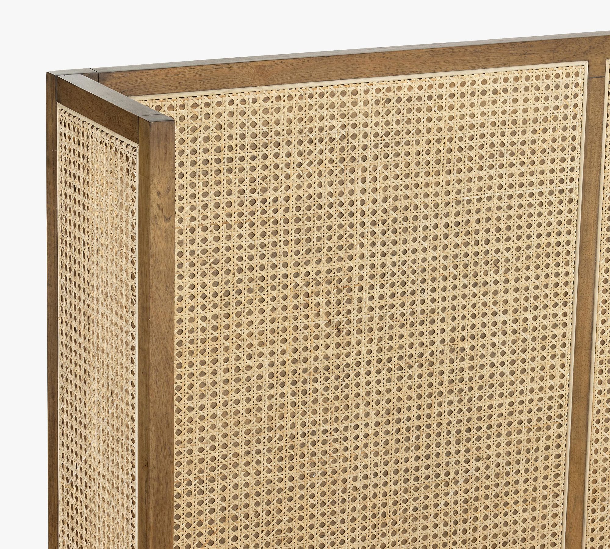 Lisbon Cane Platform Bed thumbnail 5