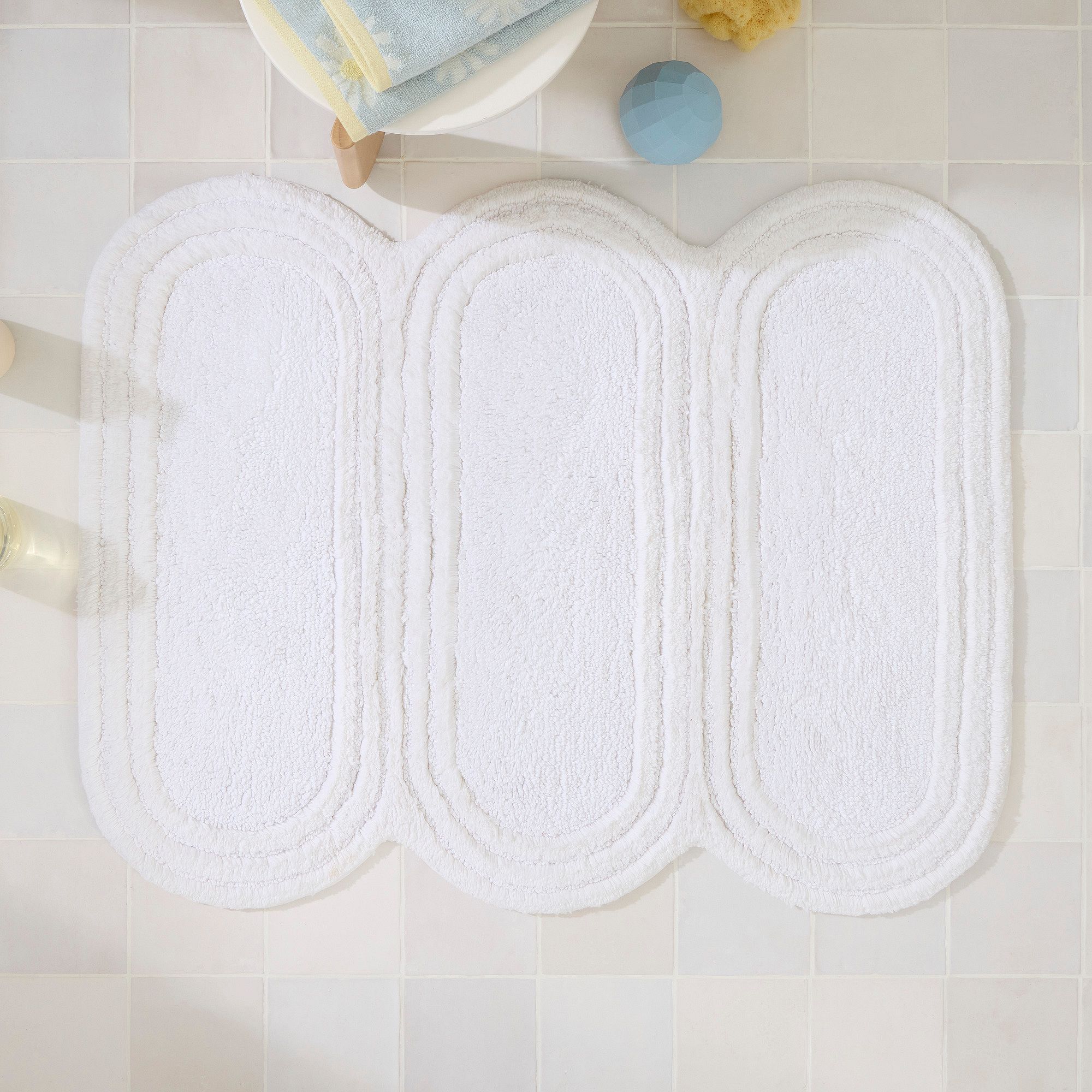 Kids Oblong Bath Mat thumbnail 2