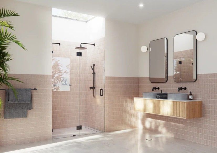 Frameless Glass Hinge Shower Door thumbnail 2
