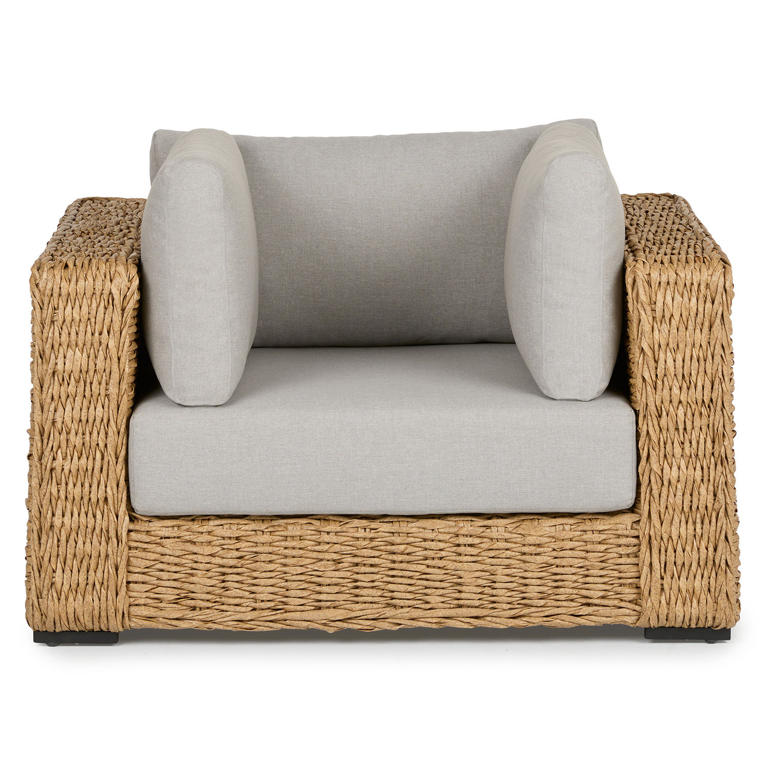 Capra 46 Outdoor Lounge Chair thumbnail 3
