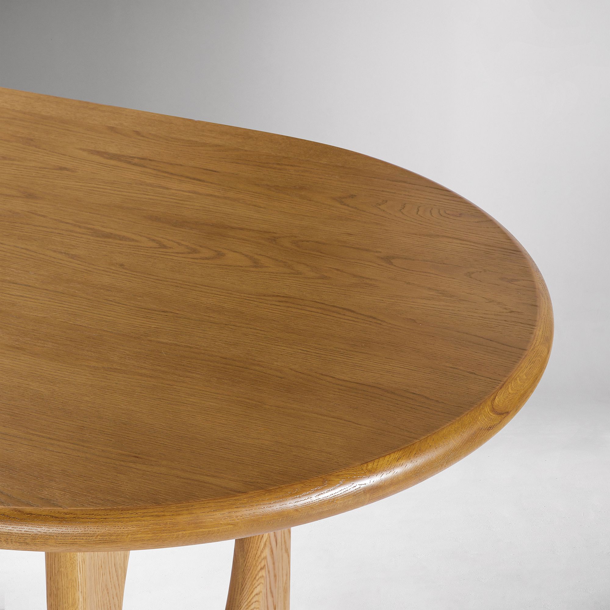 Yehuda Oval Dining Table thumbnail 4