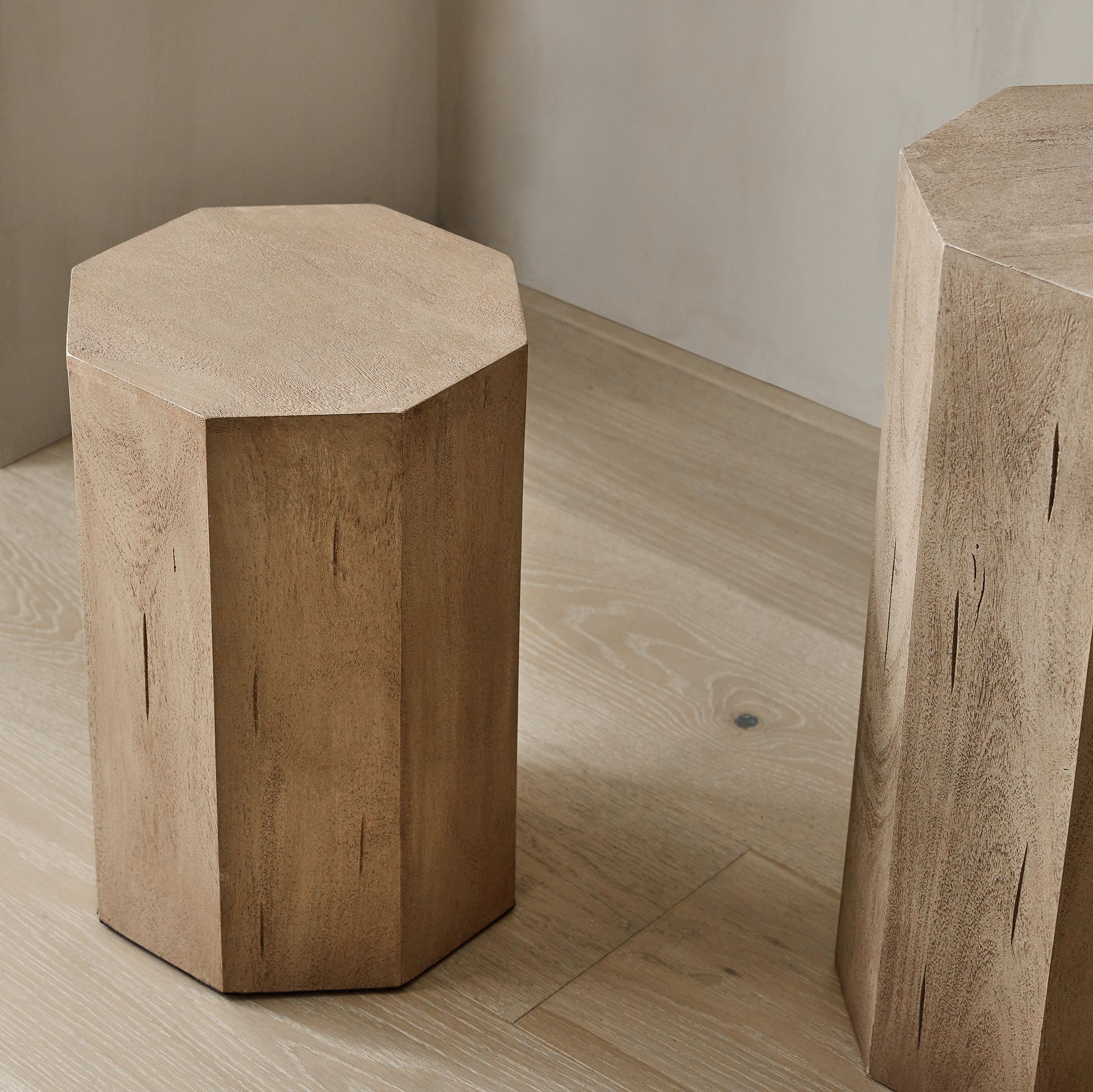 Natural Rustic Wood Plant Stands thumbnail 3