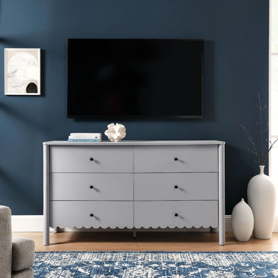 Emmerson Scalloped 6 Drawer Dresser thumbnail 5