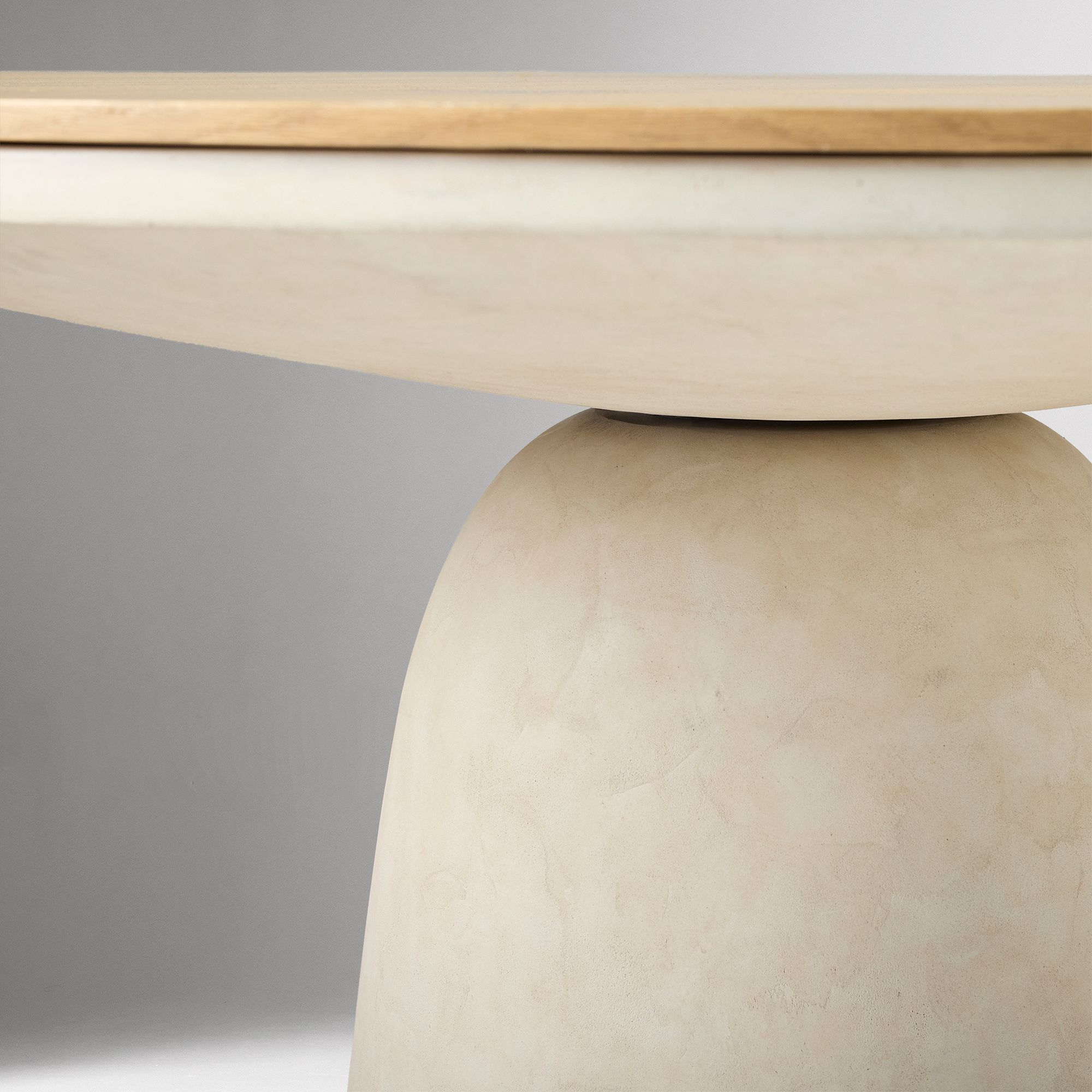Leona Round Dining Table thumbnail 5