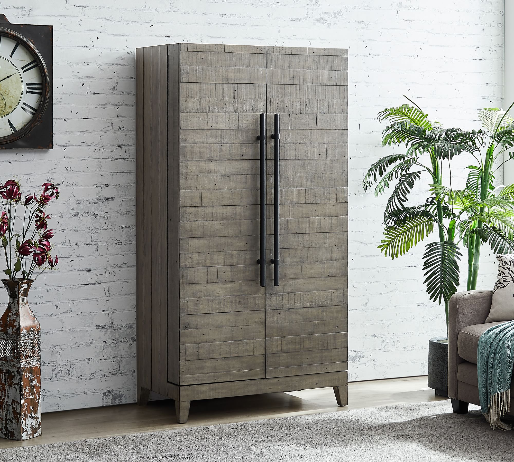 Rori Bar Cabinet thumbnail 2