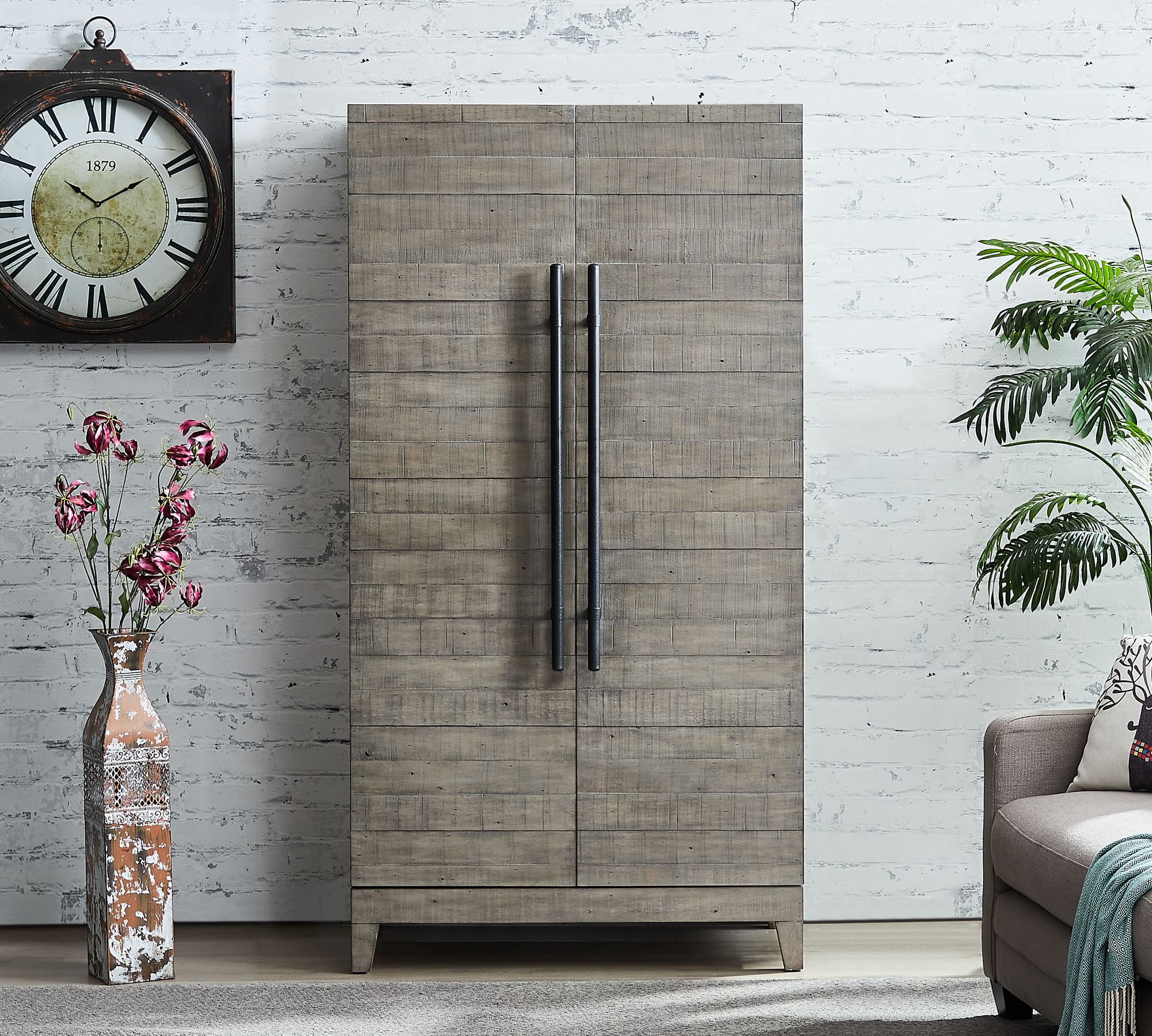 Rori Bar Cabinet thumbnail 4