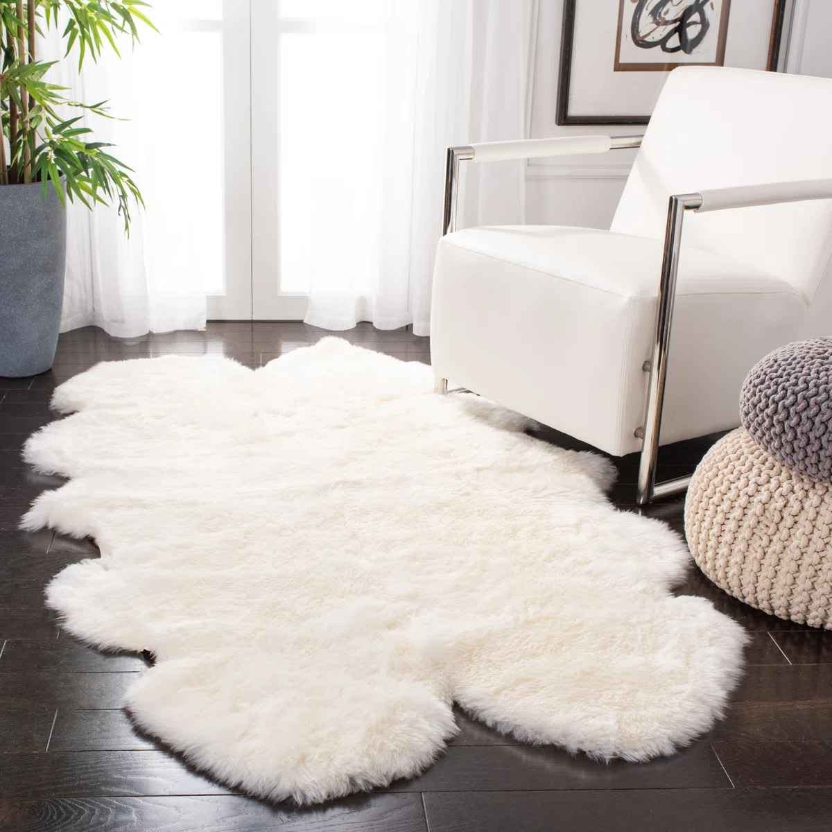 Mera Handmade Sheepskin White Area Rug-3'7"x6' thumbnail 2