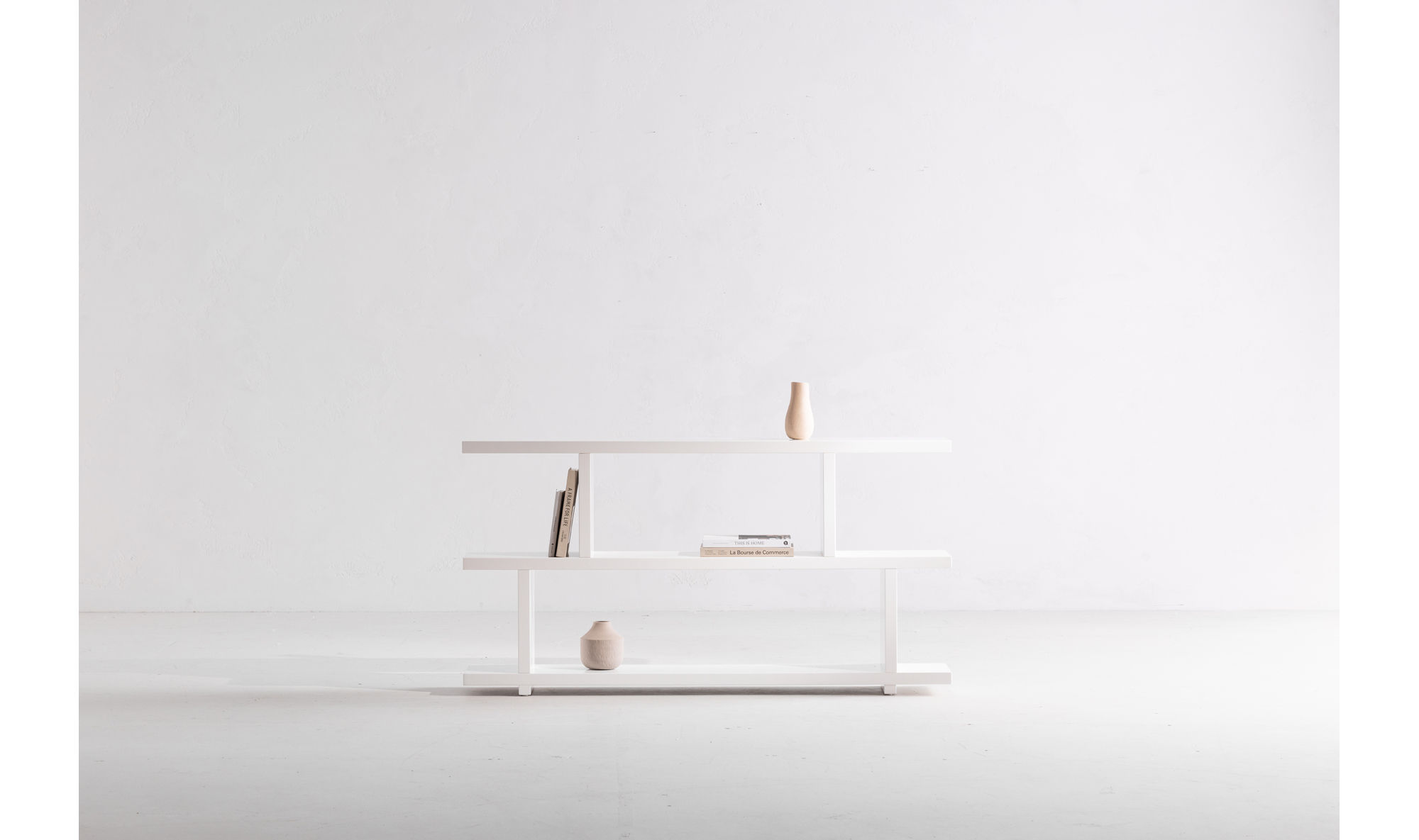 Marise Bookshelf thumbnail 2