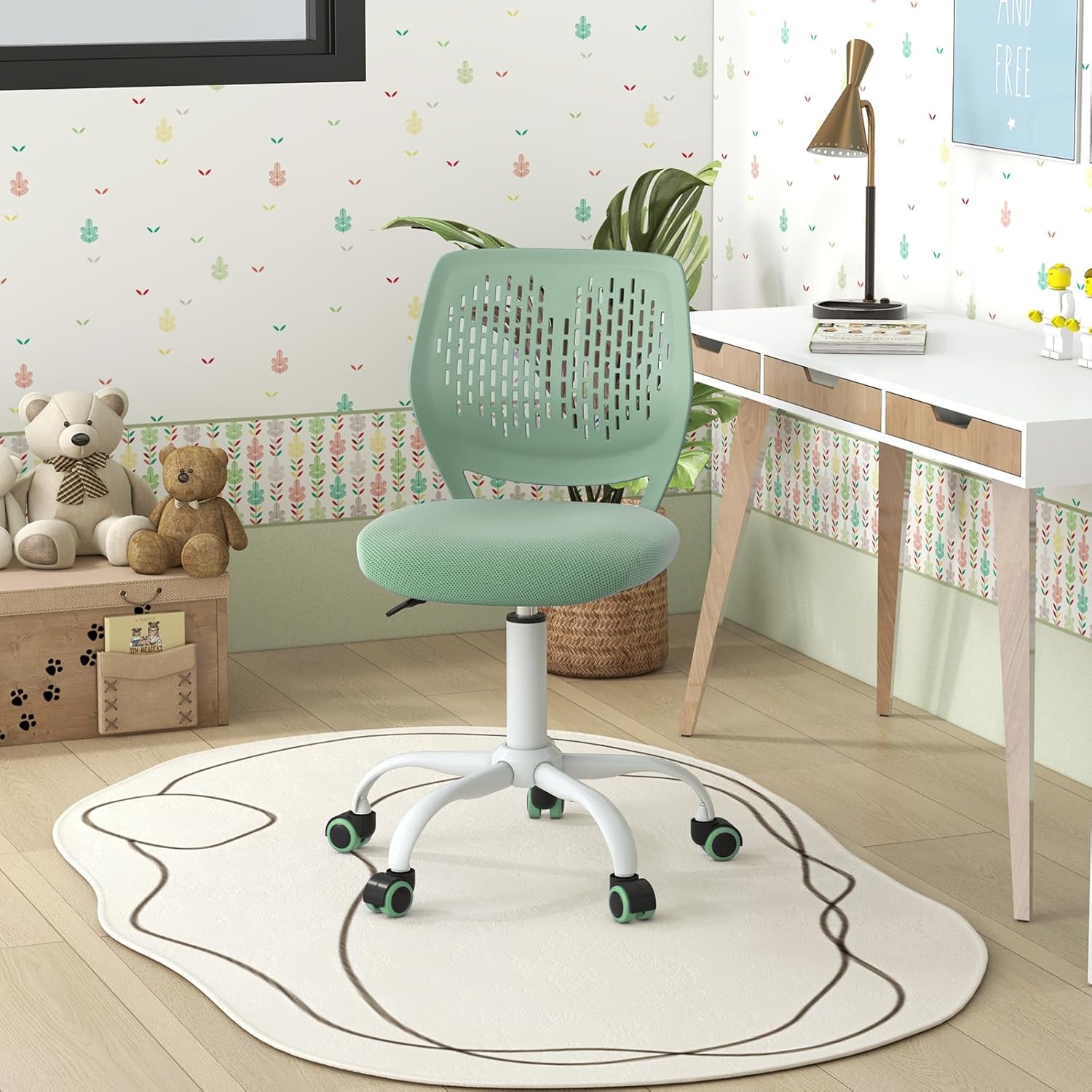 Giantex Kids Desk Chair thumbnail 2