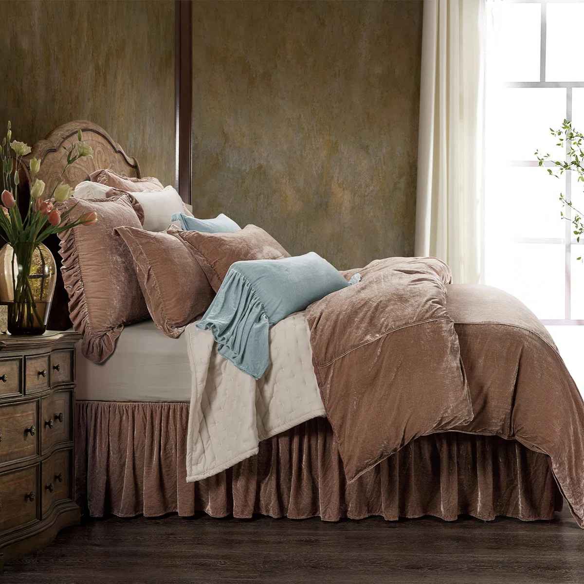 Stella Faux Silk Velvet Classic Chic Modern Rustic Romantic Western Duvet Cover-King thumbnail 2