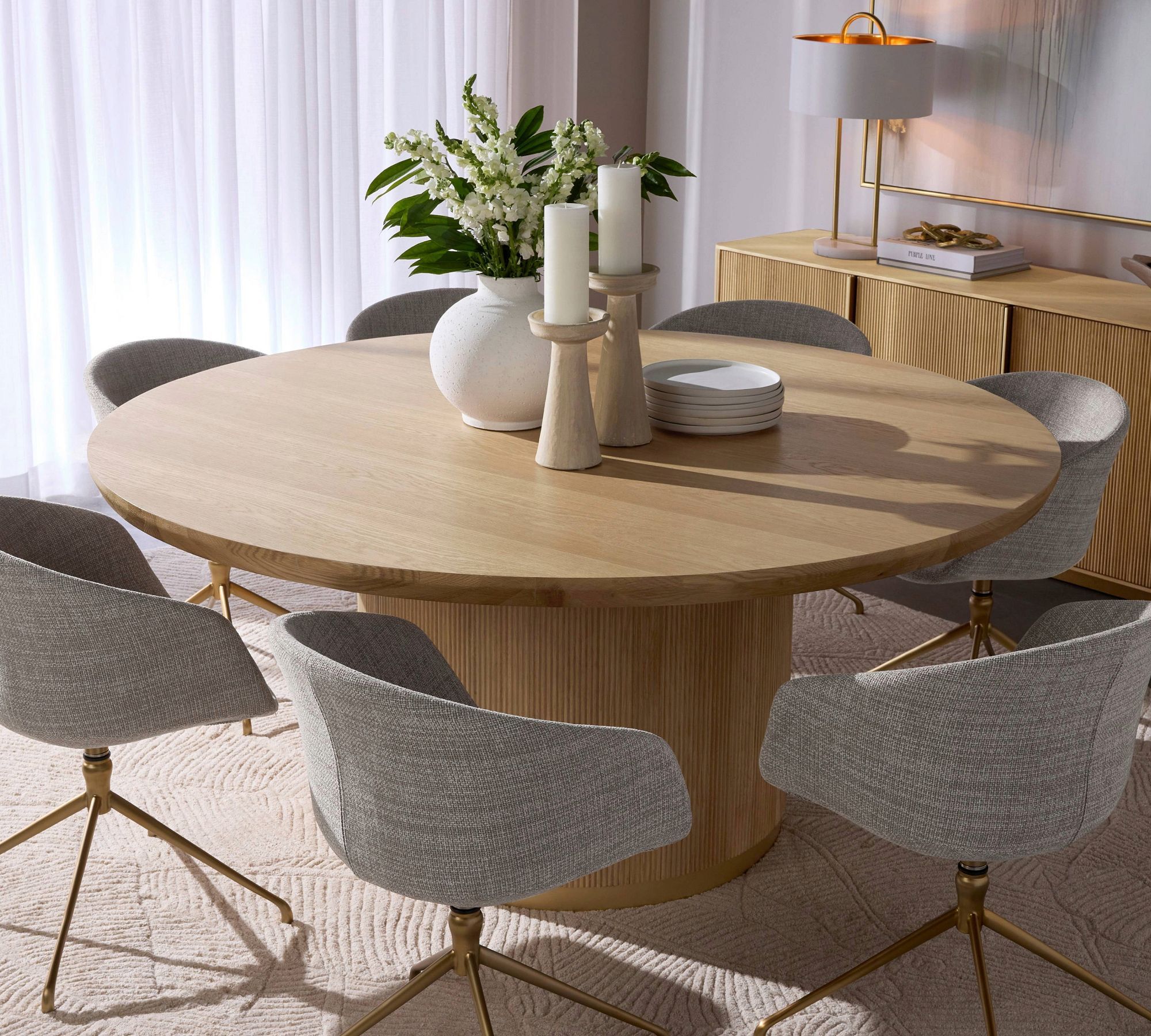 Meadowview Round Dining Table thumbnail 2