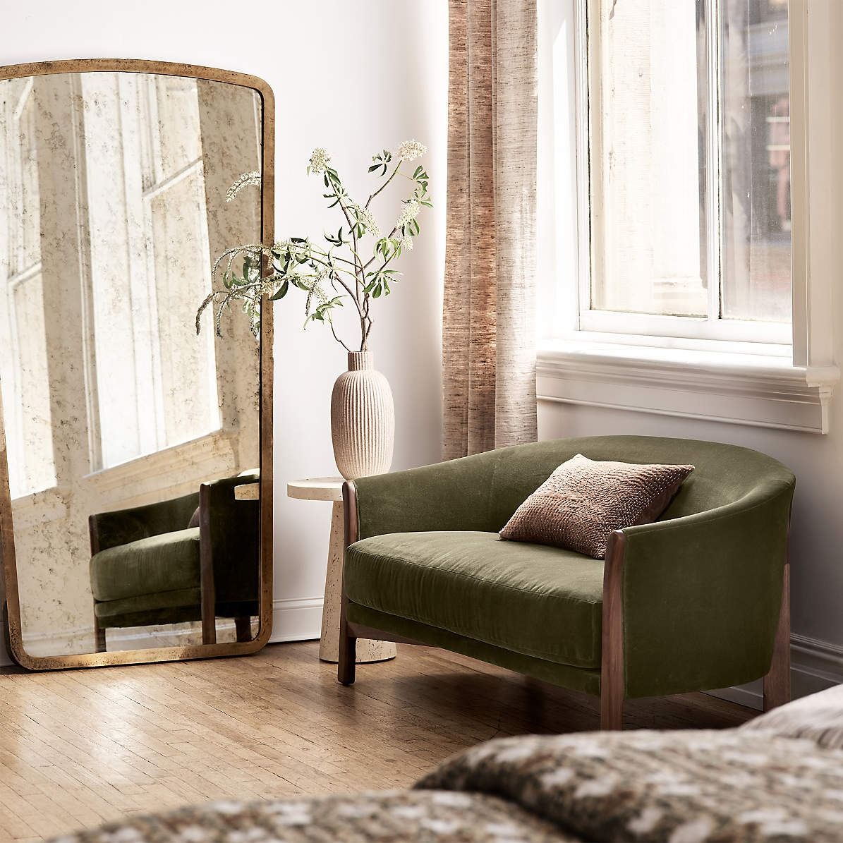Lillemor Settee thumbnail 6