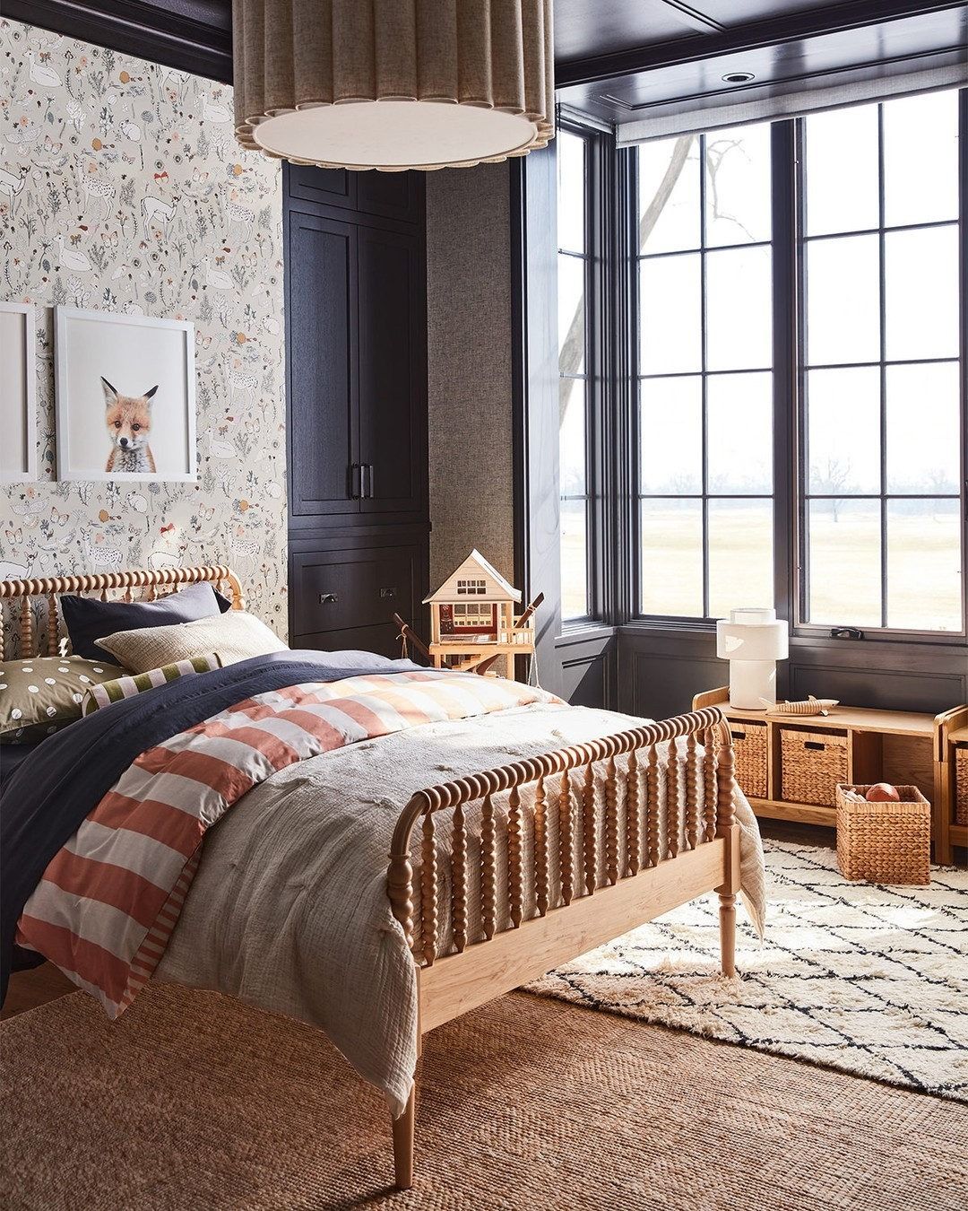 Jenny Lind Kids Maple Wood Spindle Full Bed thumbnail 2