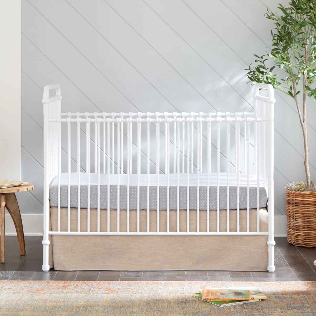Abigail Greenguard Gold Certified 3 in 1 Convertible Crib thumbnail 2