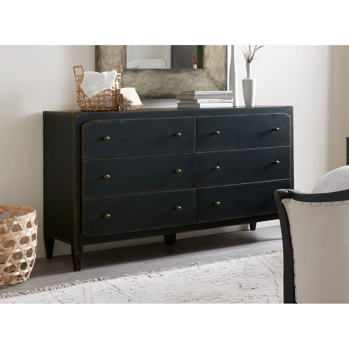 Hooker CiaoBella 6 Drawer Dresser thumbnail 2