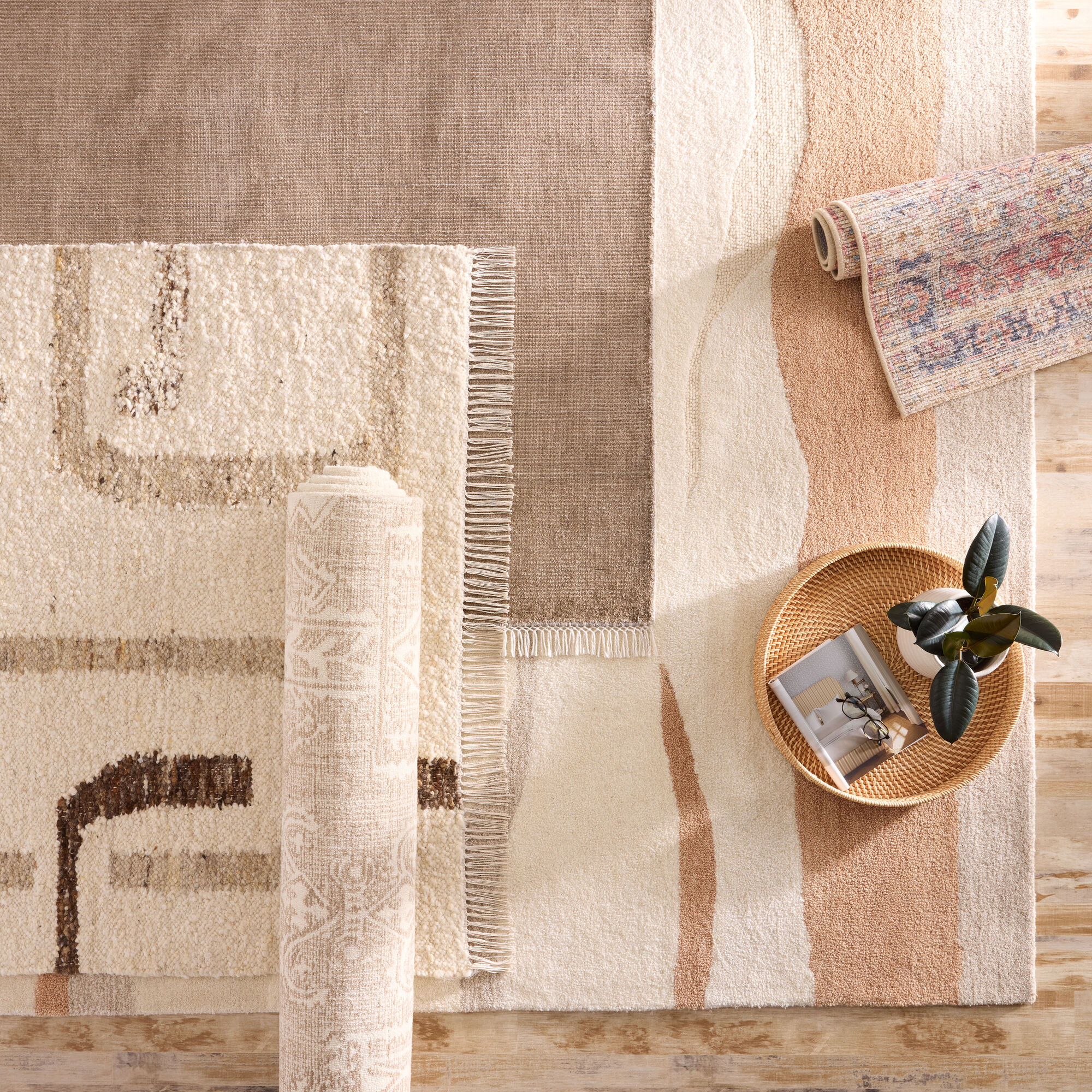 Lava Warm Modern Tufted Wool Area Rug thumbnail 2