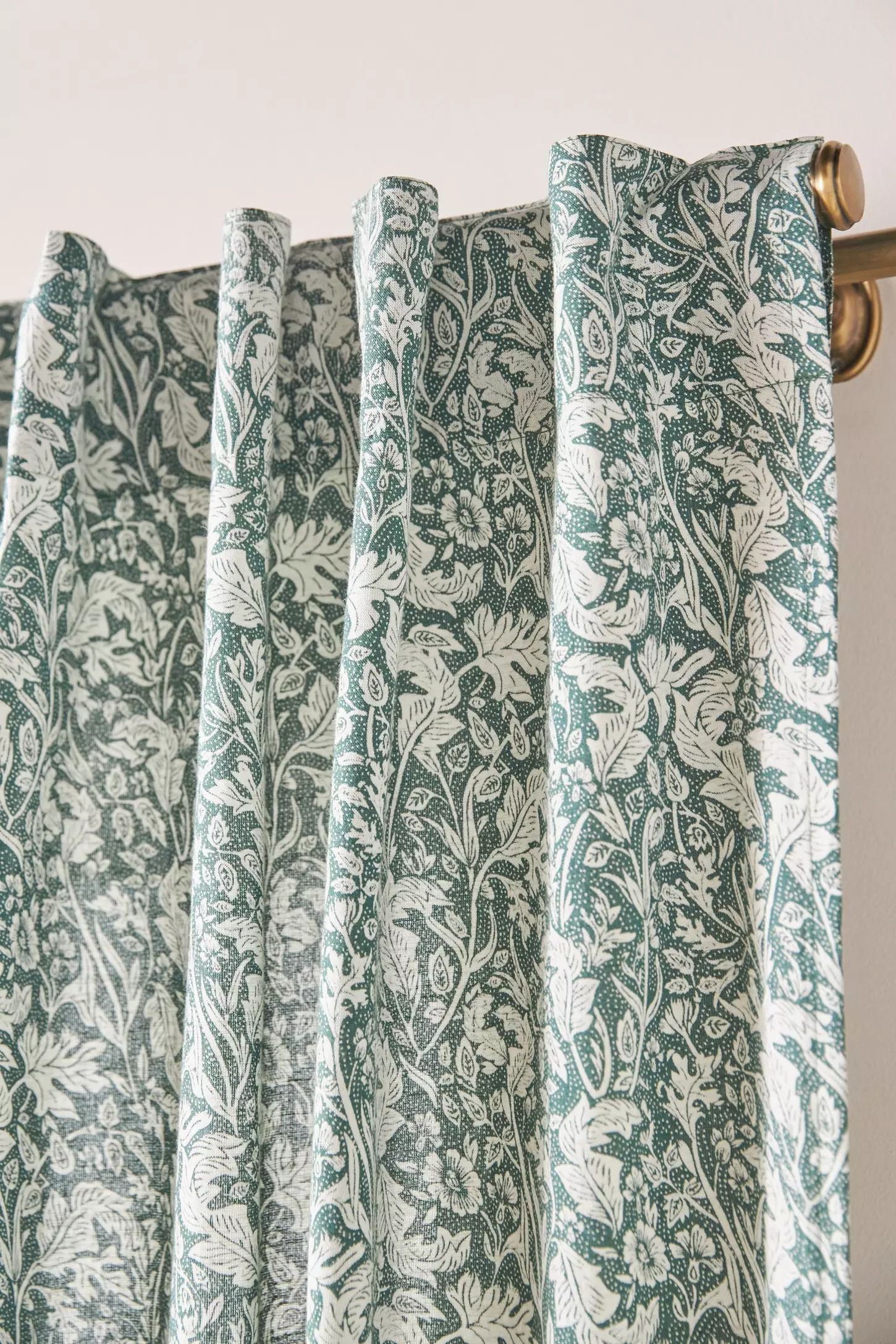 Hyacinth Semi Sheer Printed Curtain 96" thumbnail 2