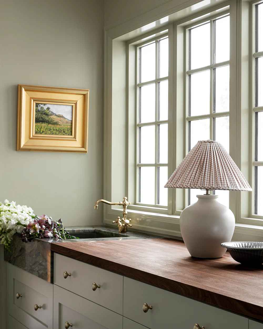 Bronwyn Table Lamp thumbnail 8