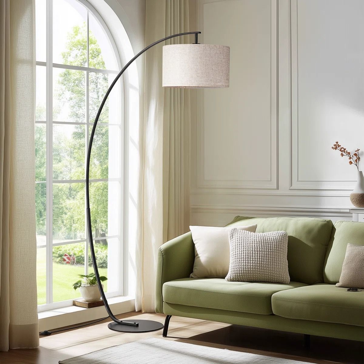 Arched Floor Lamp With Remote Control thumbnail 2