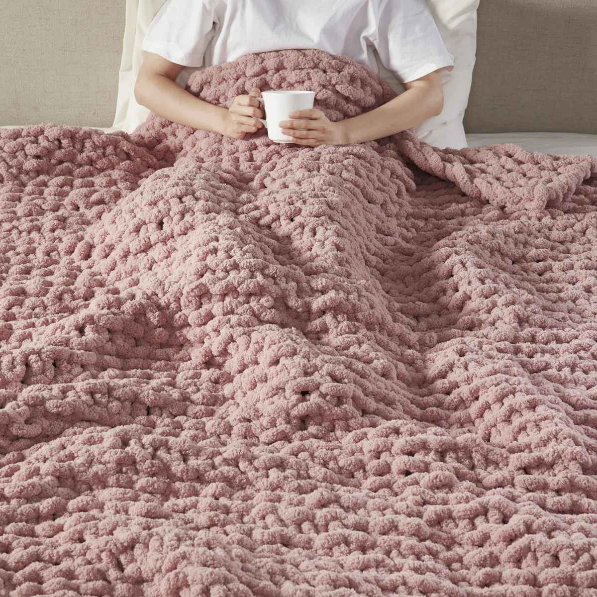 Chenille Chunky Knit Throw thumbnail 5