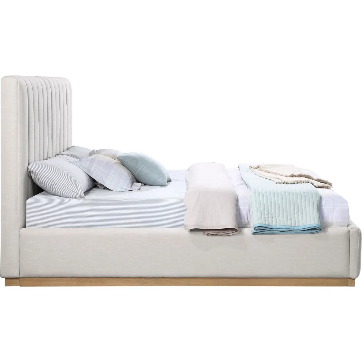 Codyn Upholstered Bed King thumbnail 4