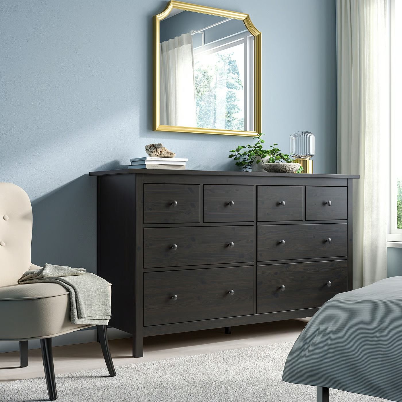 Hemnes 8 Drawer Dresser thumbnail 2