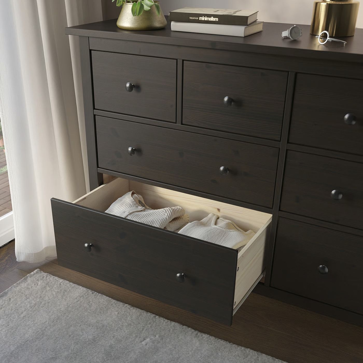 Hemnes 8 Drawer Dresser thumbnail 4