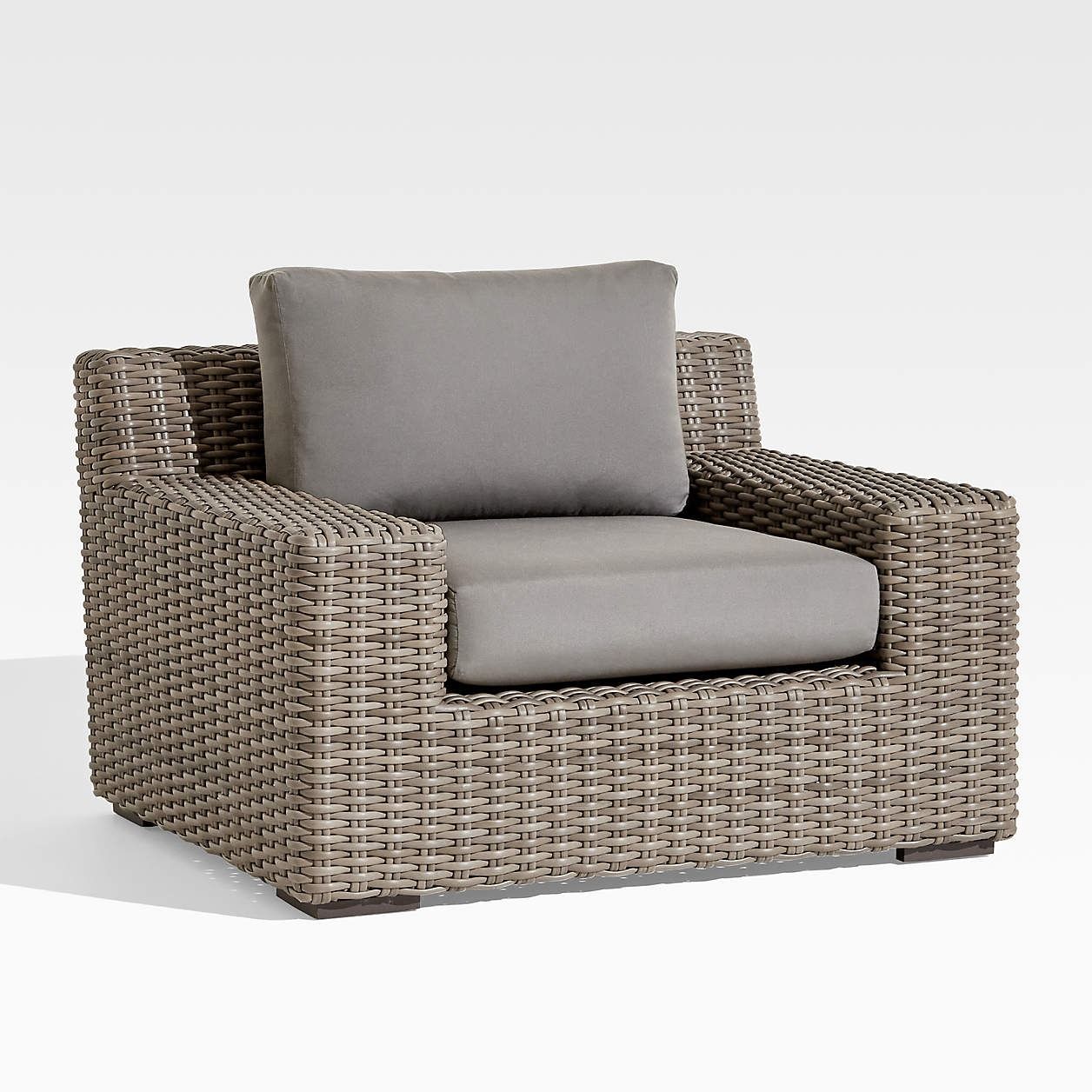 Abaco Resin Wicker Outdoor Lounge Chair