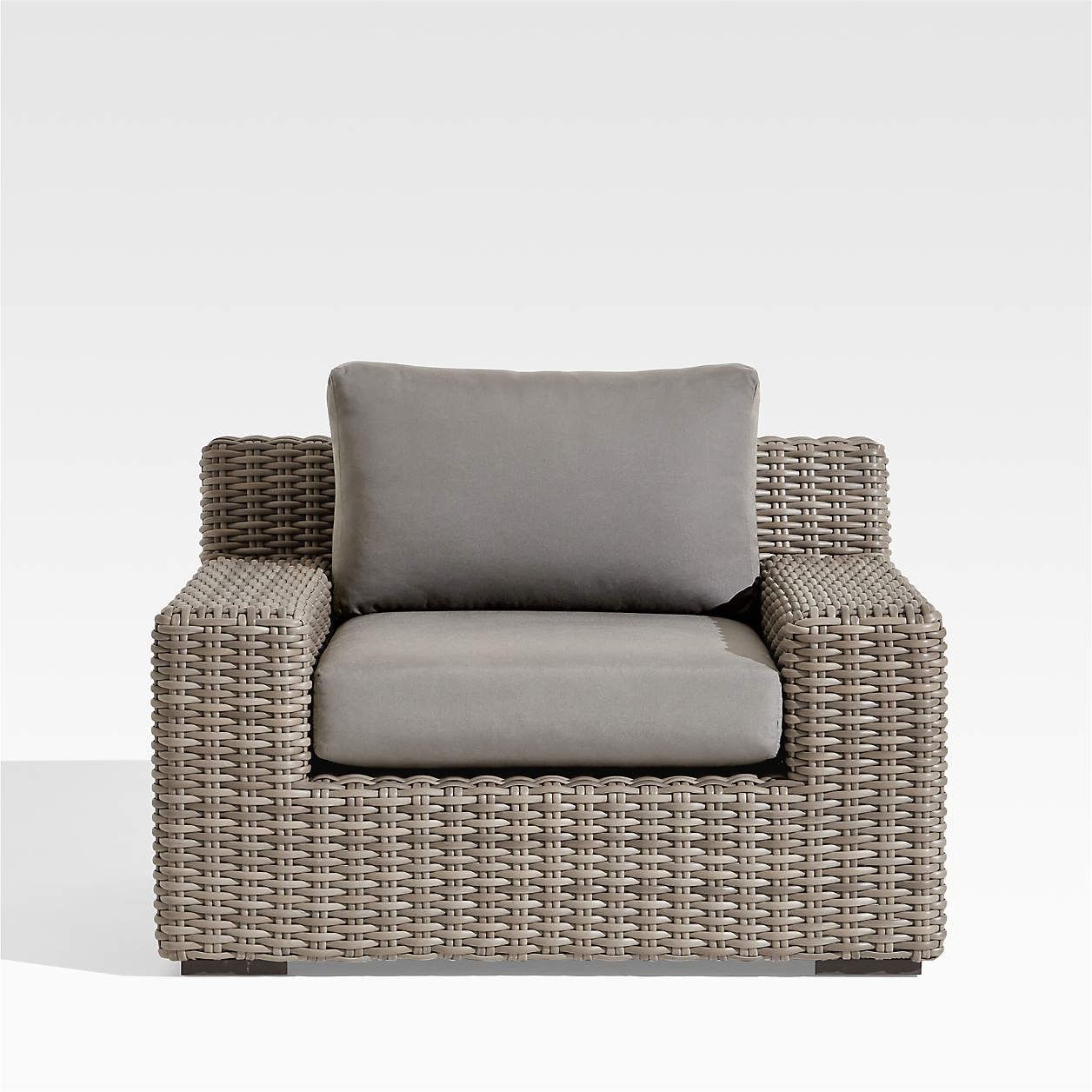 Abaco Resin Wicker Outdoor Lounge Chair thumbnail 2