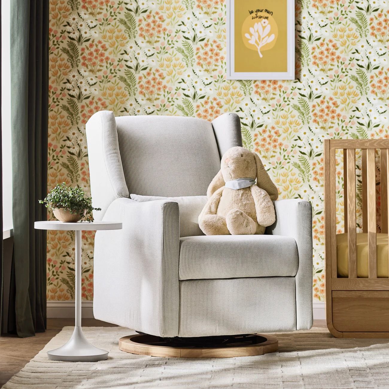 Kiwi Electronic Recliner and Swivel Glider thumbnail 2