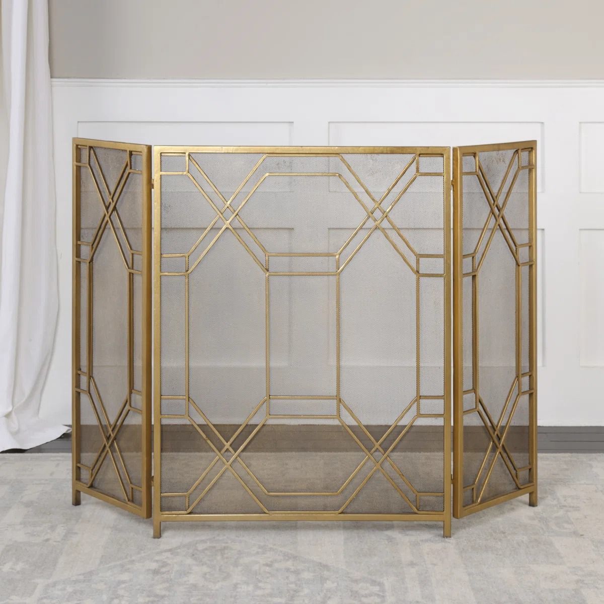 Hadlock Iron Fireplace Screen thumbnail 3