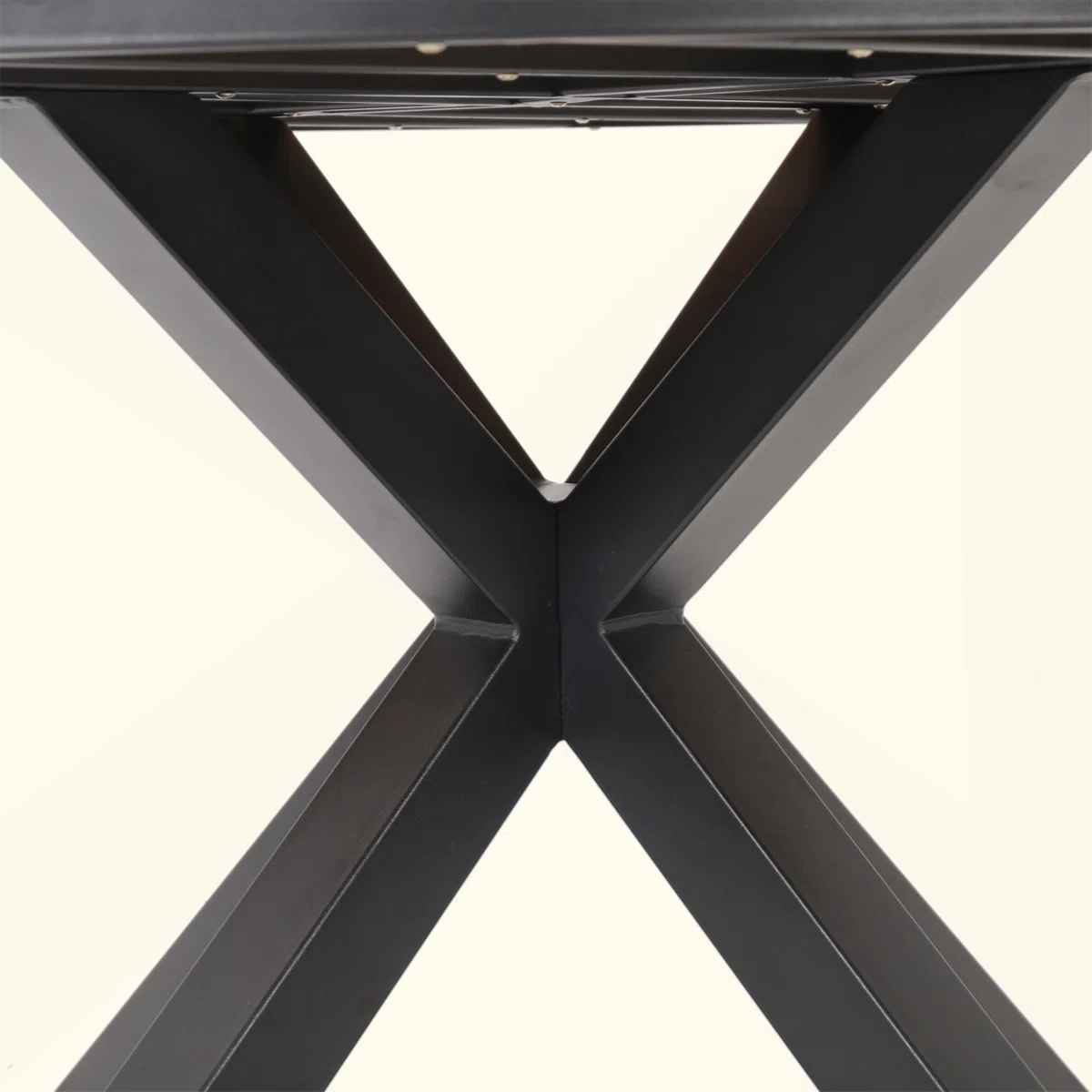 Queanbeyan Round Outdoor Dining Table thumbnail 4