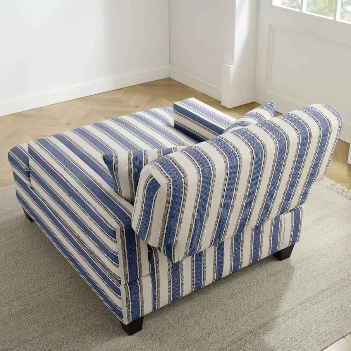 Fabric Upholstered Chaise Lounge thumbnail 7