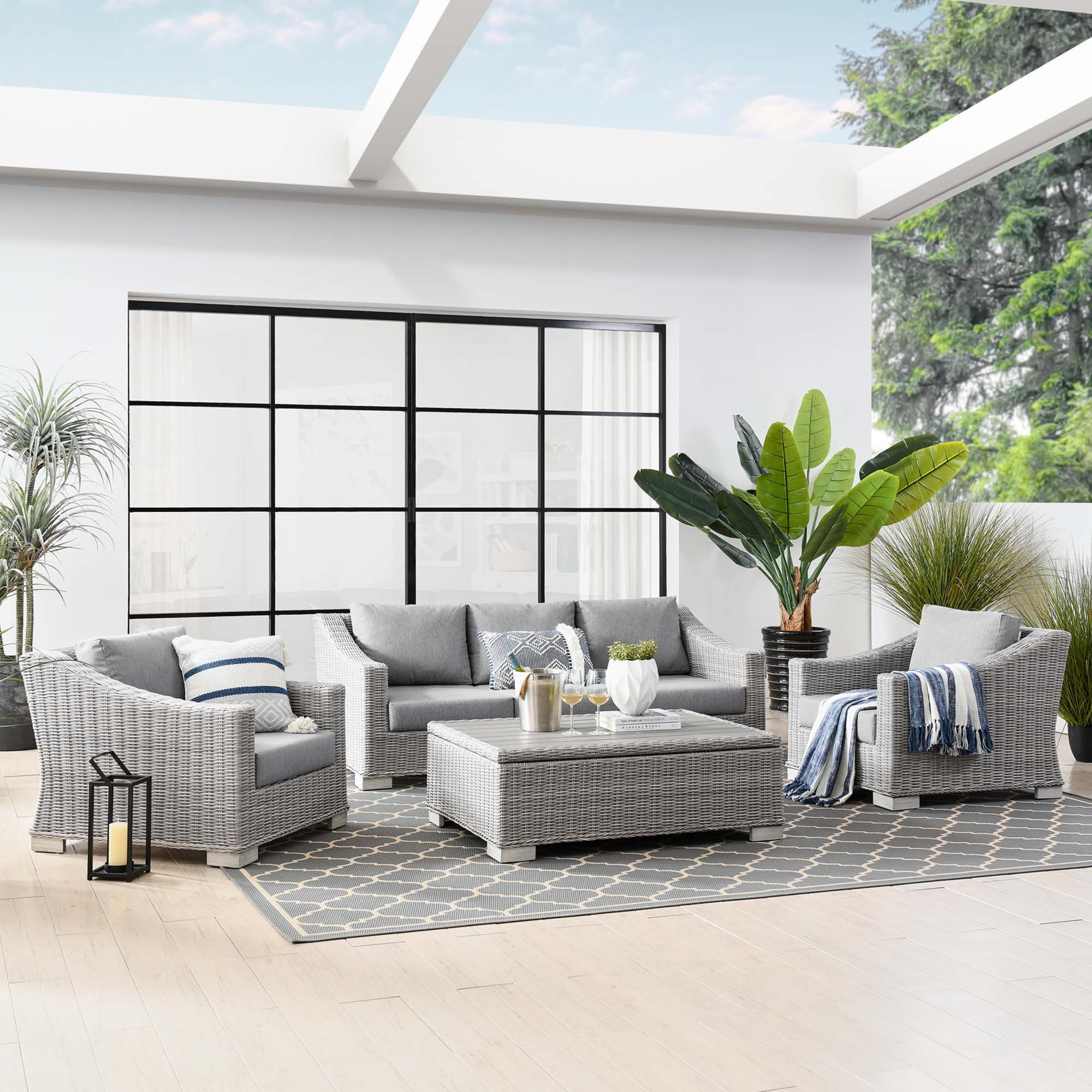Conway 4-Piece Outdoor Wicker Conversation Set thumbnail 10