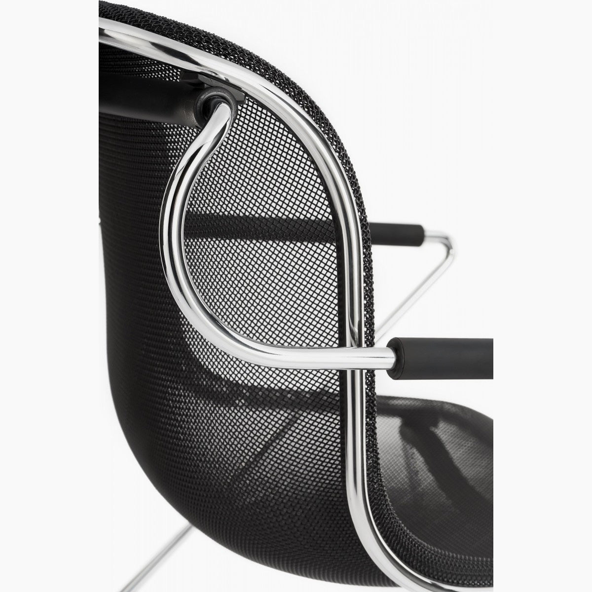 Modern Black Mesh Armchair with Chrome Tubular Frame thumbnail 6