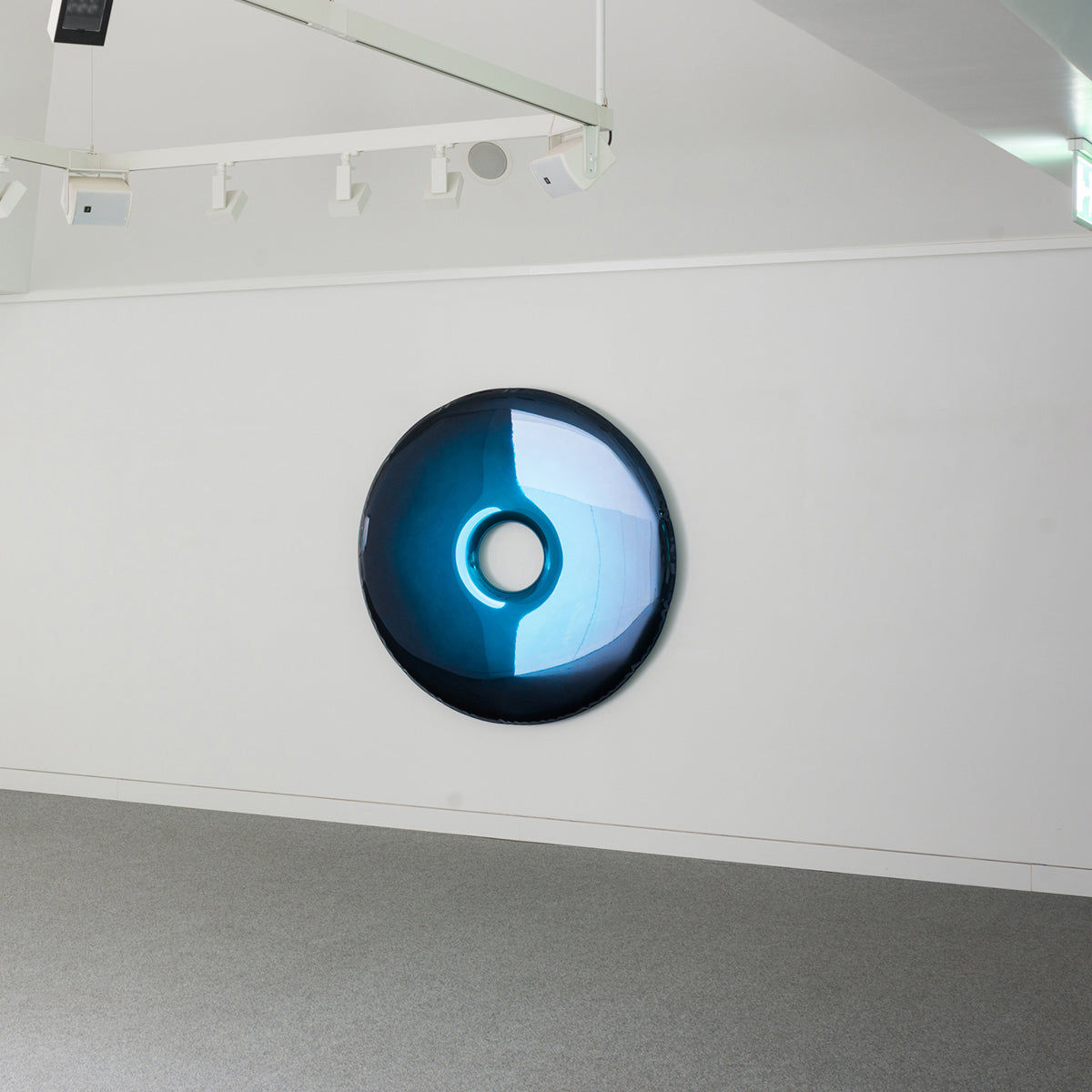 Polished Stainless Steel Rondo Wall Mirror – Convex Round thumbnail 17
