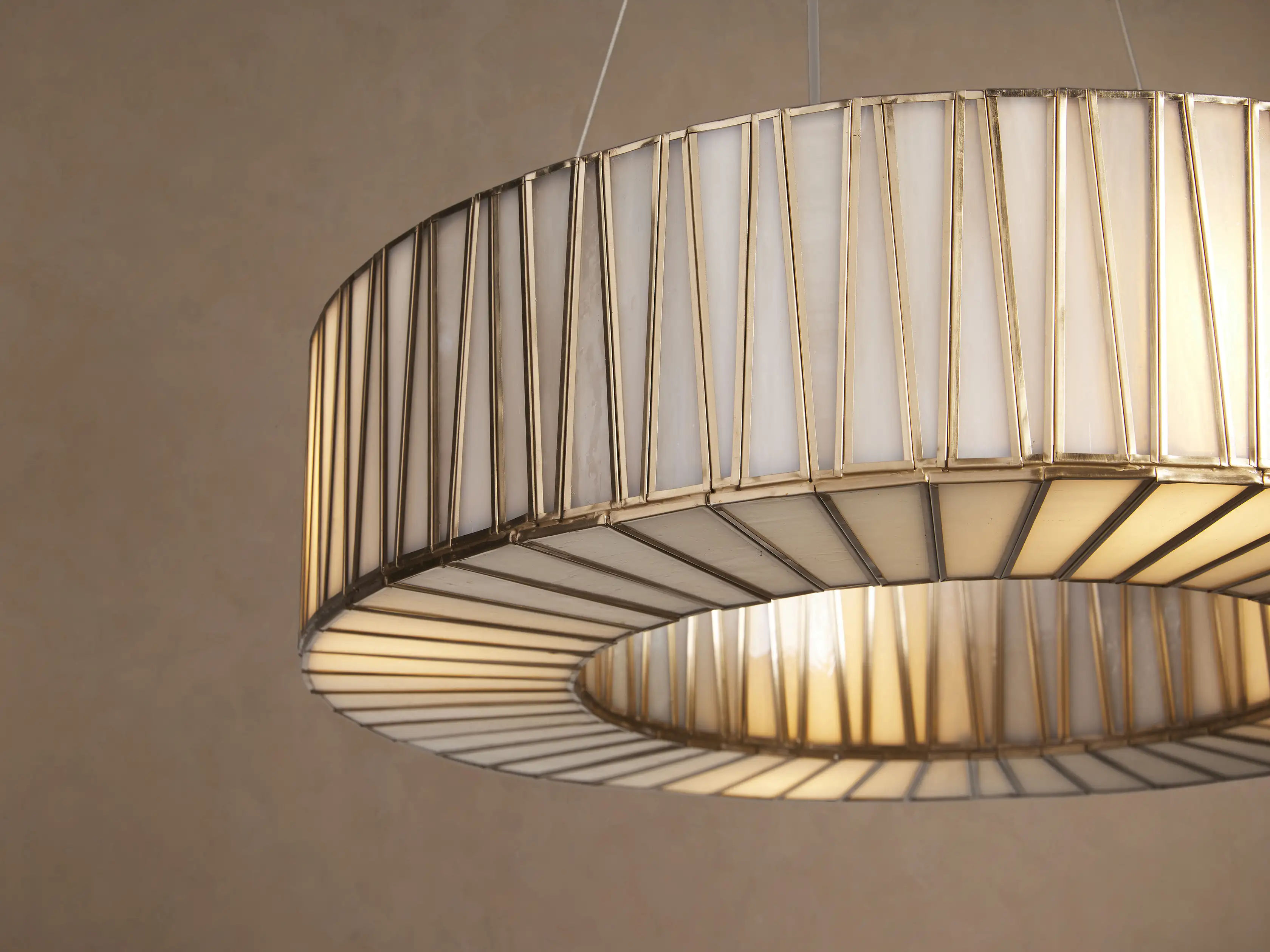 Jeunet Round Chandelier thumbnail 3
